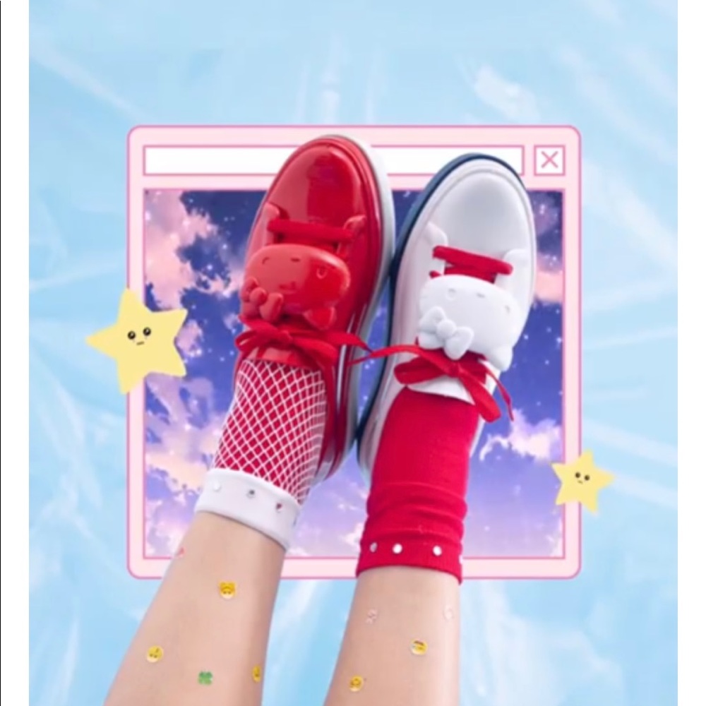 NIB Melissa Be X Hello Kitty Women’s PVC Sneakers Limited Edition in Red 10